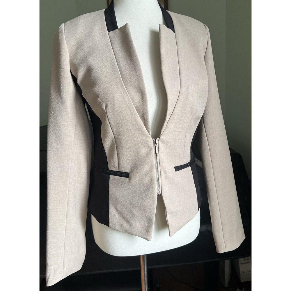 XOXO Army Beige Long Sleeve Blazer Zipper Closure Women Sz M Business Work Coat